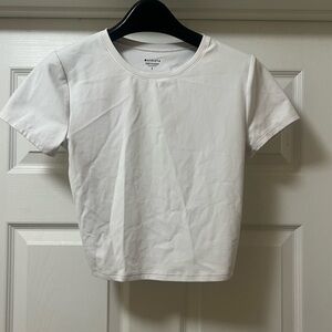 Athleta White Crewneck Cropped Tee